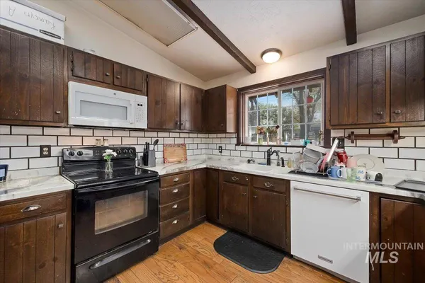 $585,000 | 166 West 300 South, Jerome, ID 83338