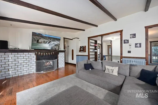 $585,000 | 166 West 300 South, Jerome, ID 83338