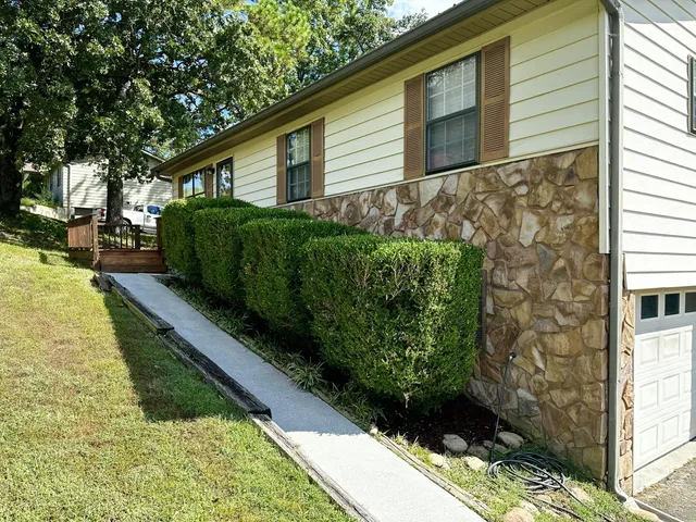 $235,000 | 923 Crest Drive, Chickamauga, GA 30707