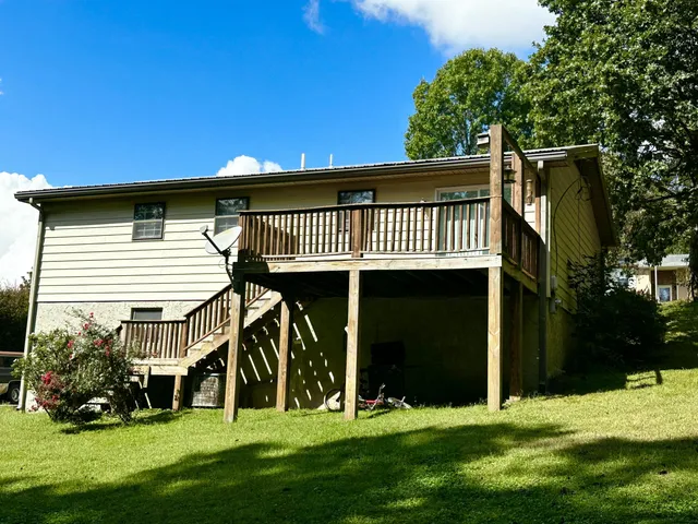 $235,000 | 923 Crest Drive, Chickamauga, GA 30707