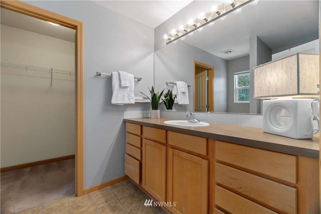 4237 Roxanna Loop Southeast Lacey, WA 98503 - Photo 17 of 29 Gallery Image 17