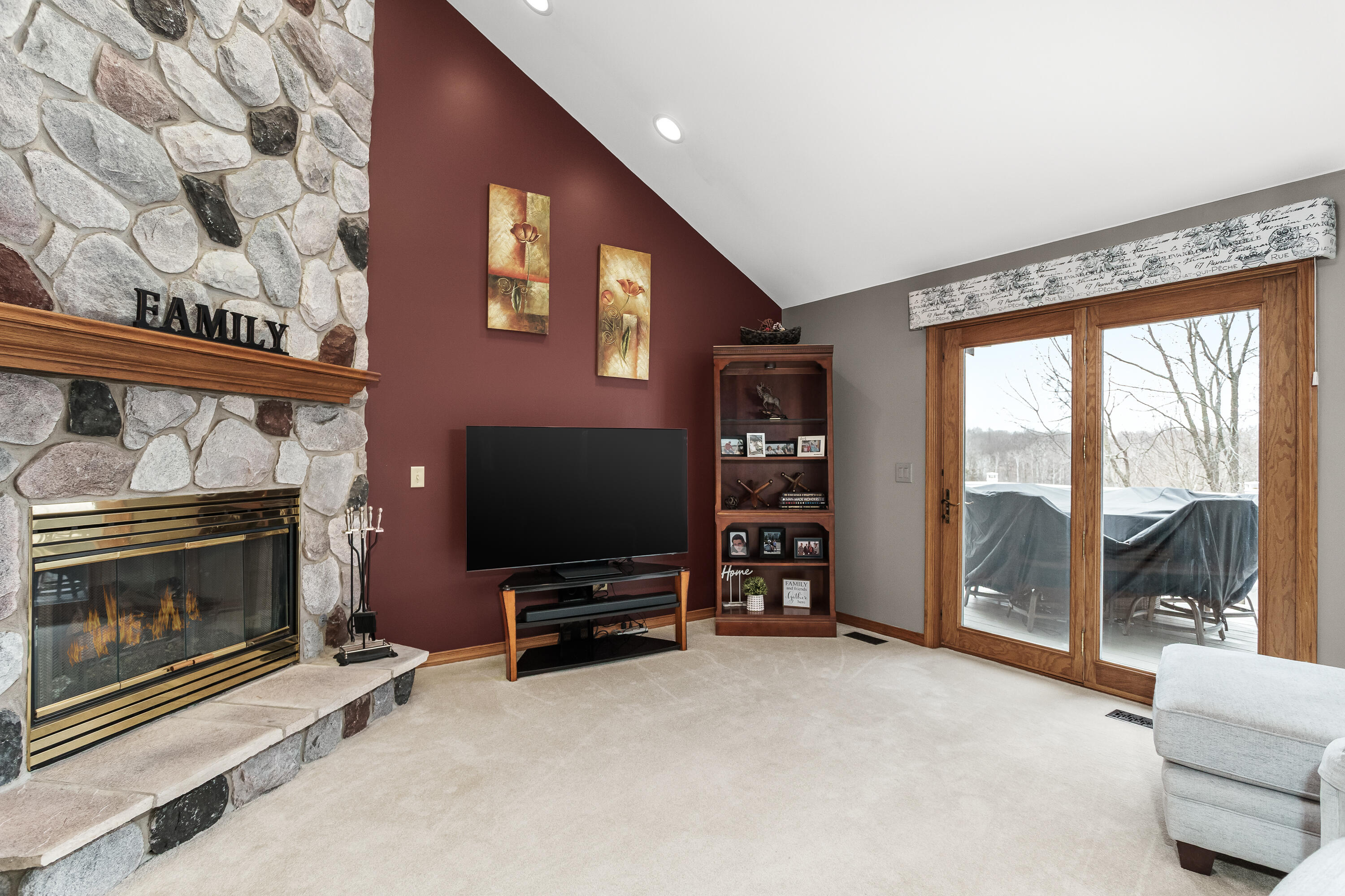 203 Deer Ridge Drive West Bend, WI 53095 - Photo 22 of 54 22