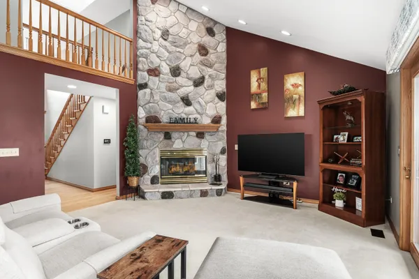 $550,000 | 203 Deer Ridge Drive, West Bend, WI 53095