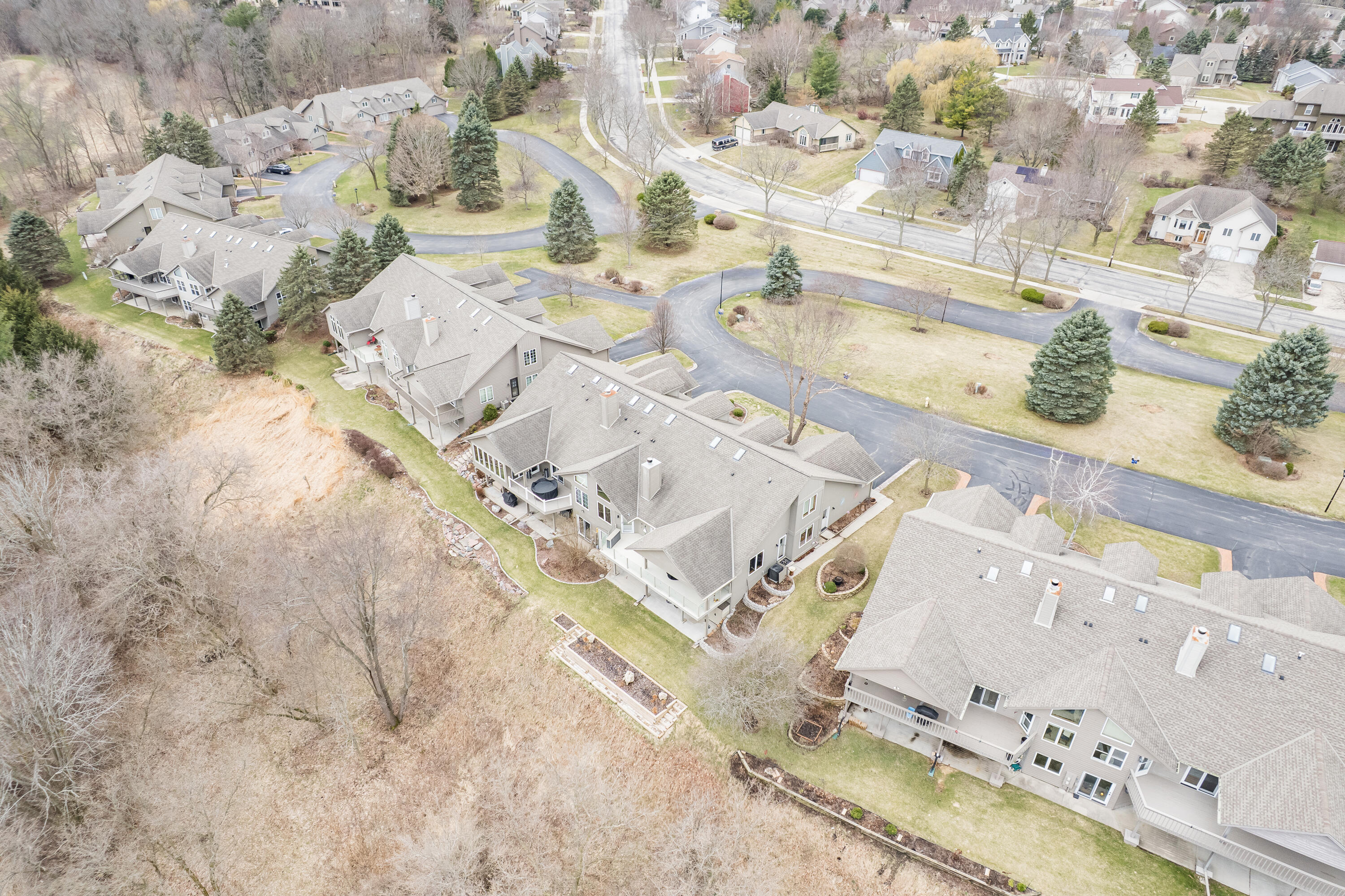 203 Deer Ridge Drive West Bend, WI 53095 - Photo 10 of 54 10