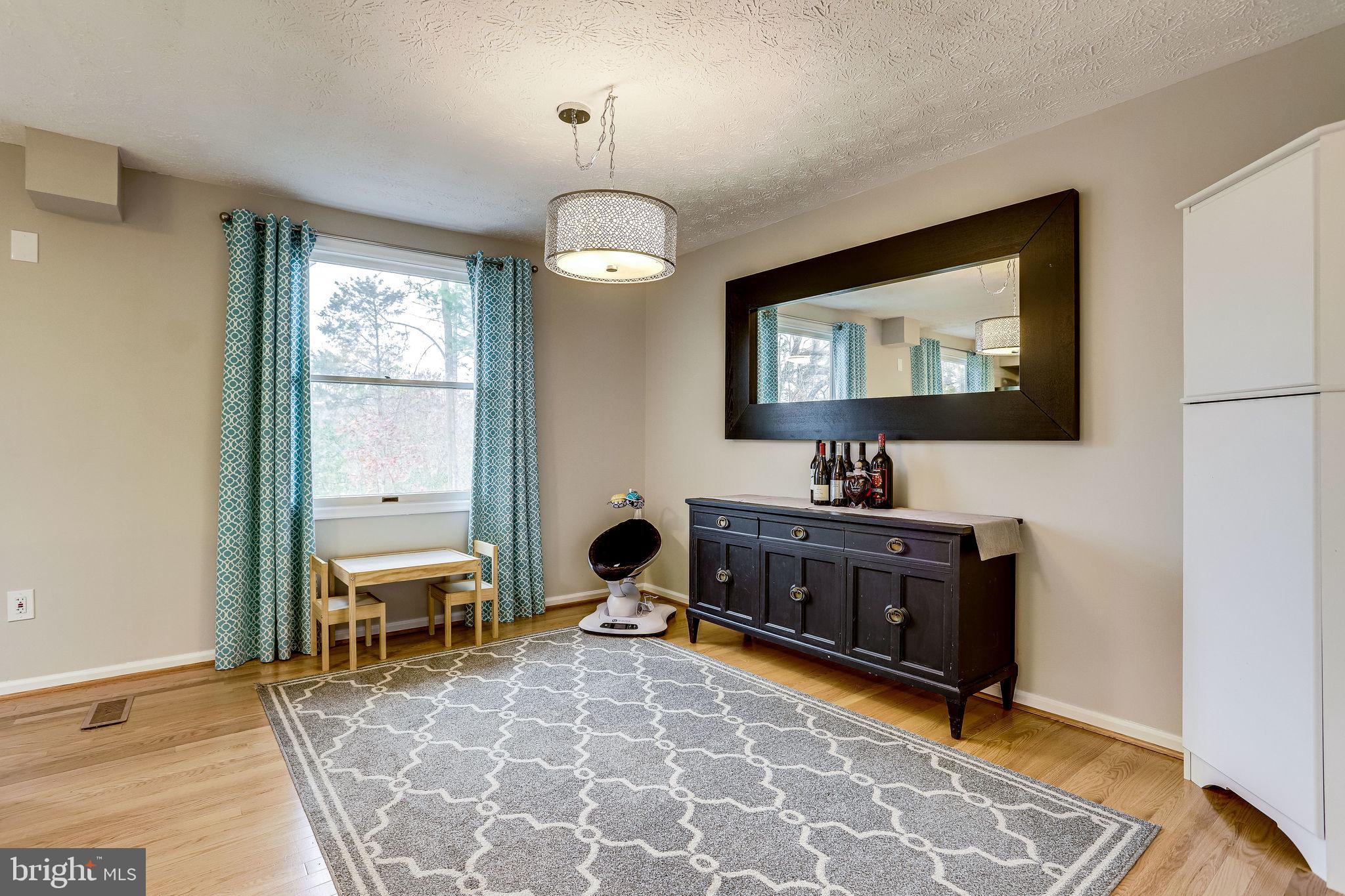 1634 Poplar Grove Drive Reston, VA 20194 - Photo 12 of 41 Gallery Image 12