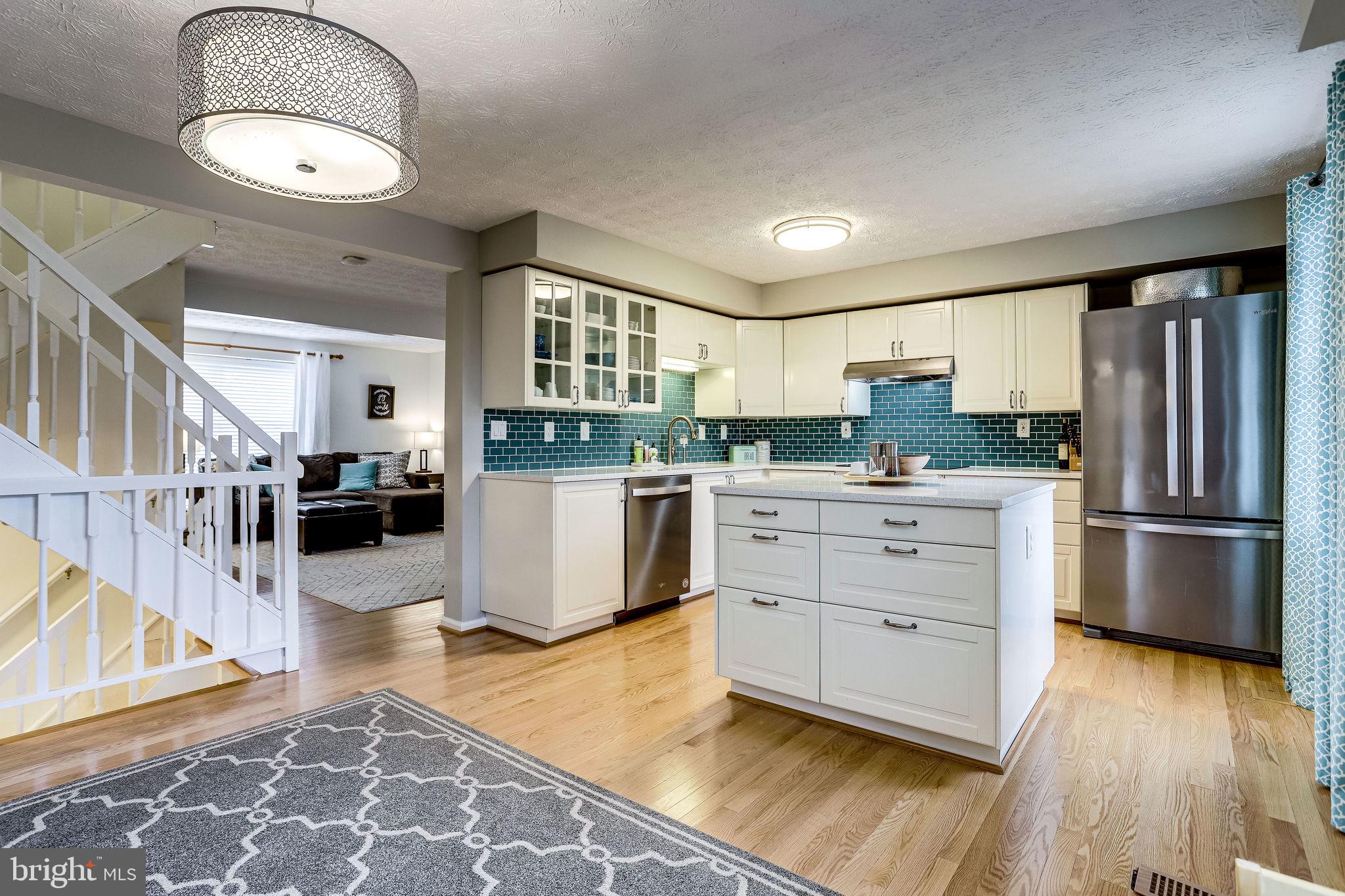 1634 Poplar Grove Drive Reston, VA 20194 - Photo 5 of 41 Gallery Image 5