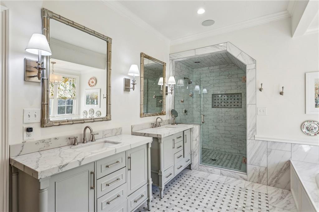 985 Club Commons Circle Northeast Brookhaven, GA 30319 - Photo 21 of 34