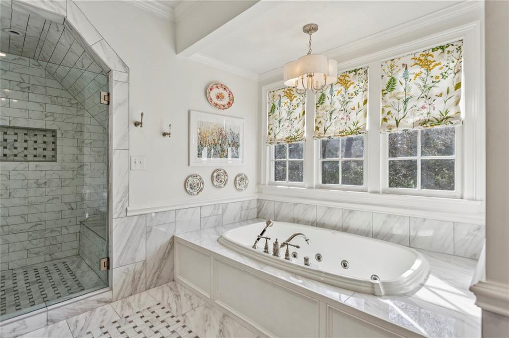 985 Club Commons Circle Northeast Brookhaven, GA 30319 - Photo 22 of 34