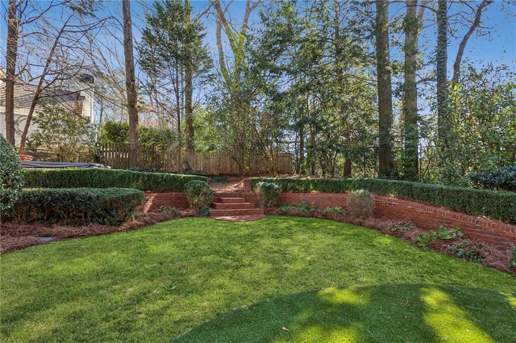 985 Club Commons Circle Northeast Brookhaven, GA 30319 - Photo 33 of 34