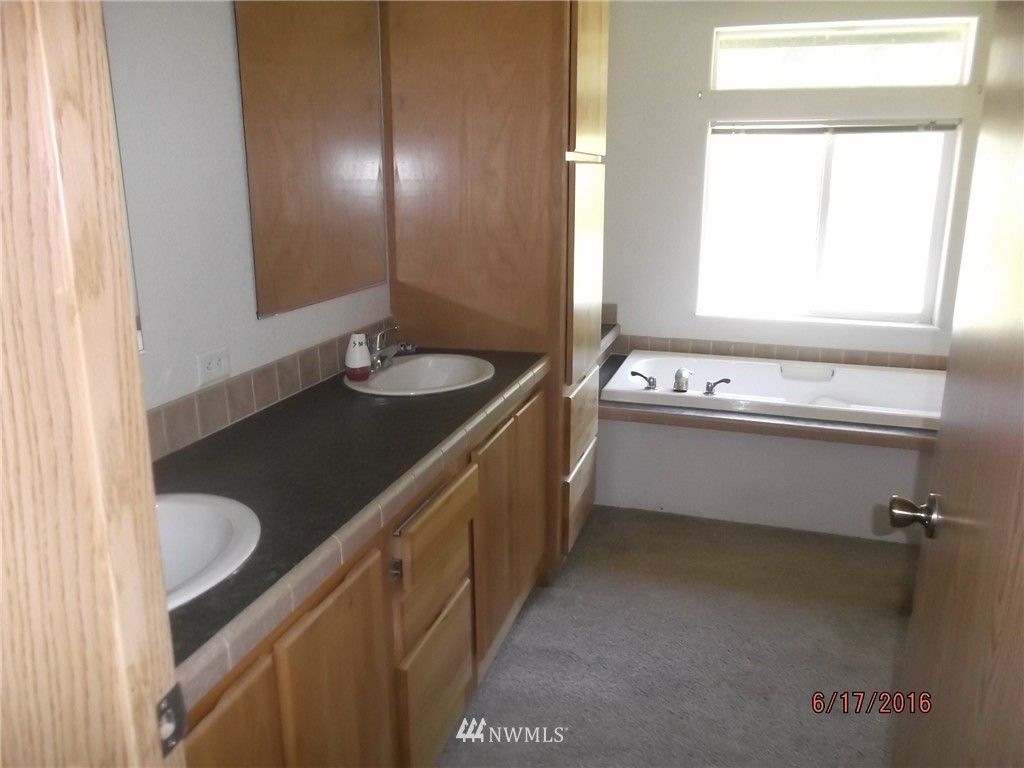 16704 State Rte 20 Coupeville, WA 98239 - Photo 19 of 22 Gallery Image 19