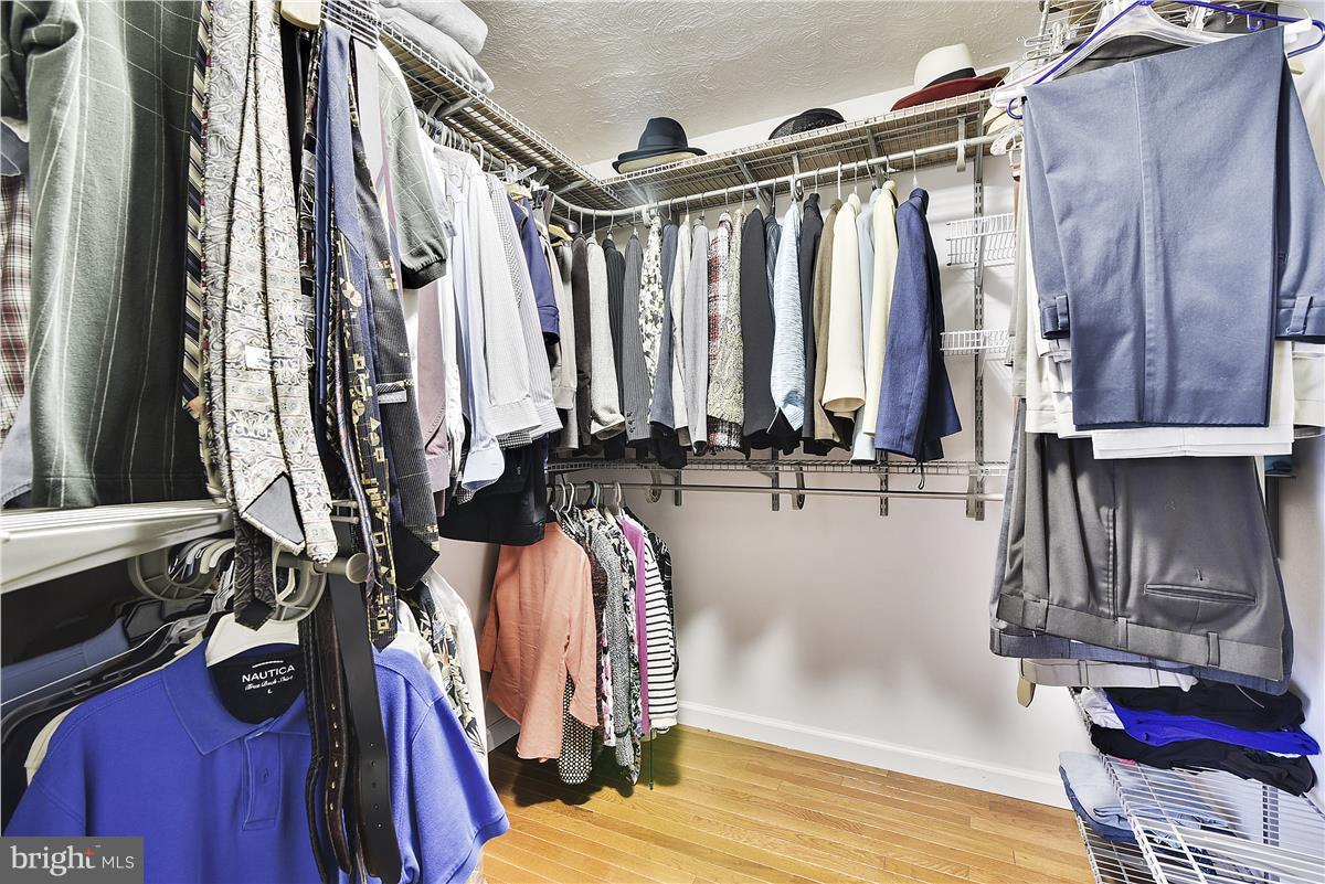 4003 Middle Ridge Drive Fairfax, VA 22033 - Photo 16 of 30 MAster Walk0In Closet with Room for Everything!
