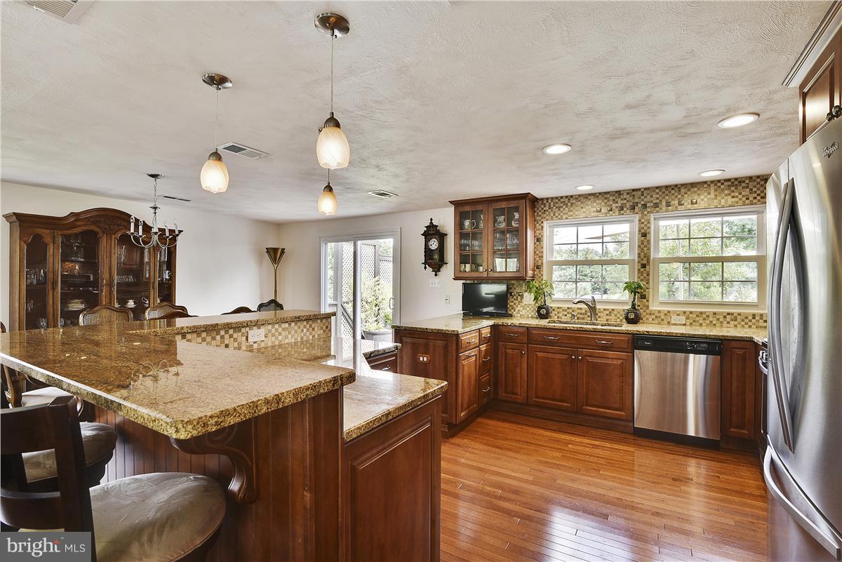 4003 Middle Ridge Drive Fairfax, VA 22033 - Photo 29 of 30 Completely Open Floor Plan Now!