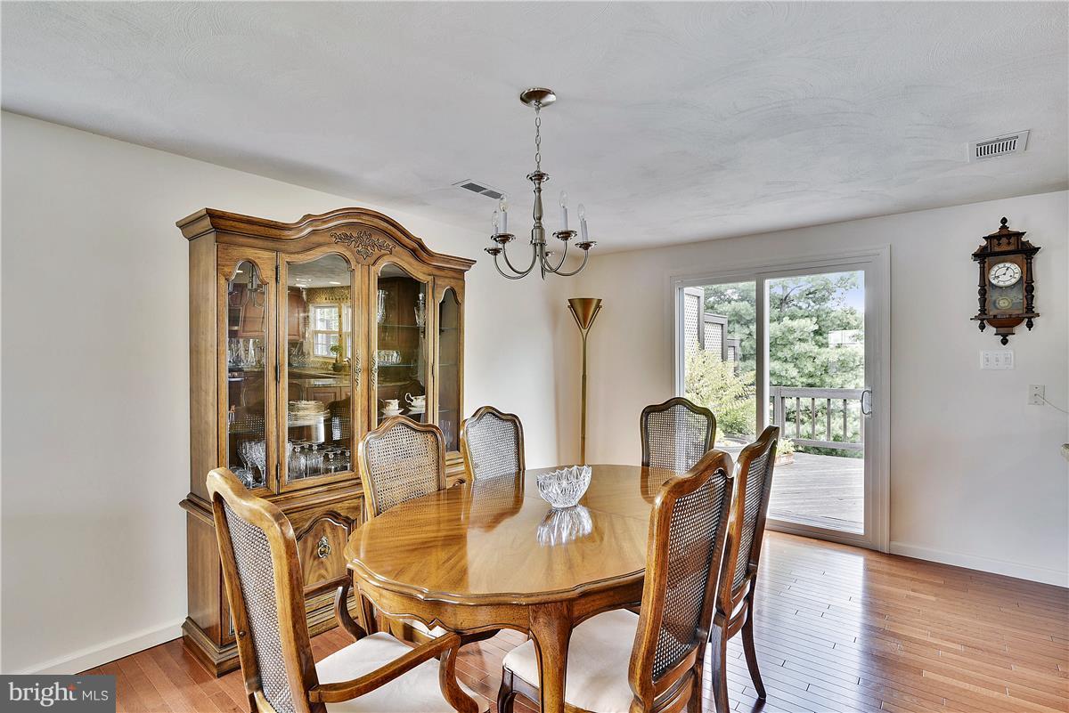 4003 Middle Ridge Drive Fairfax, VA 22033 - Photo 6 of 30 Large Dining Room has a Beautiful View!