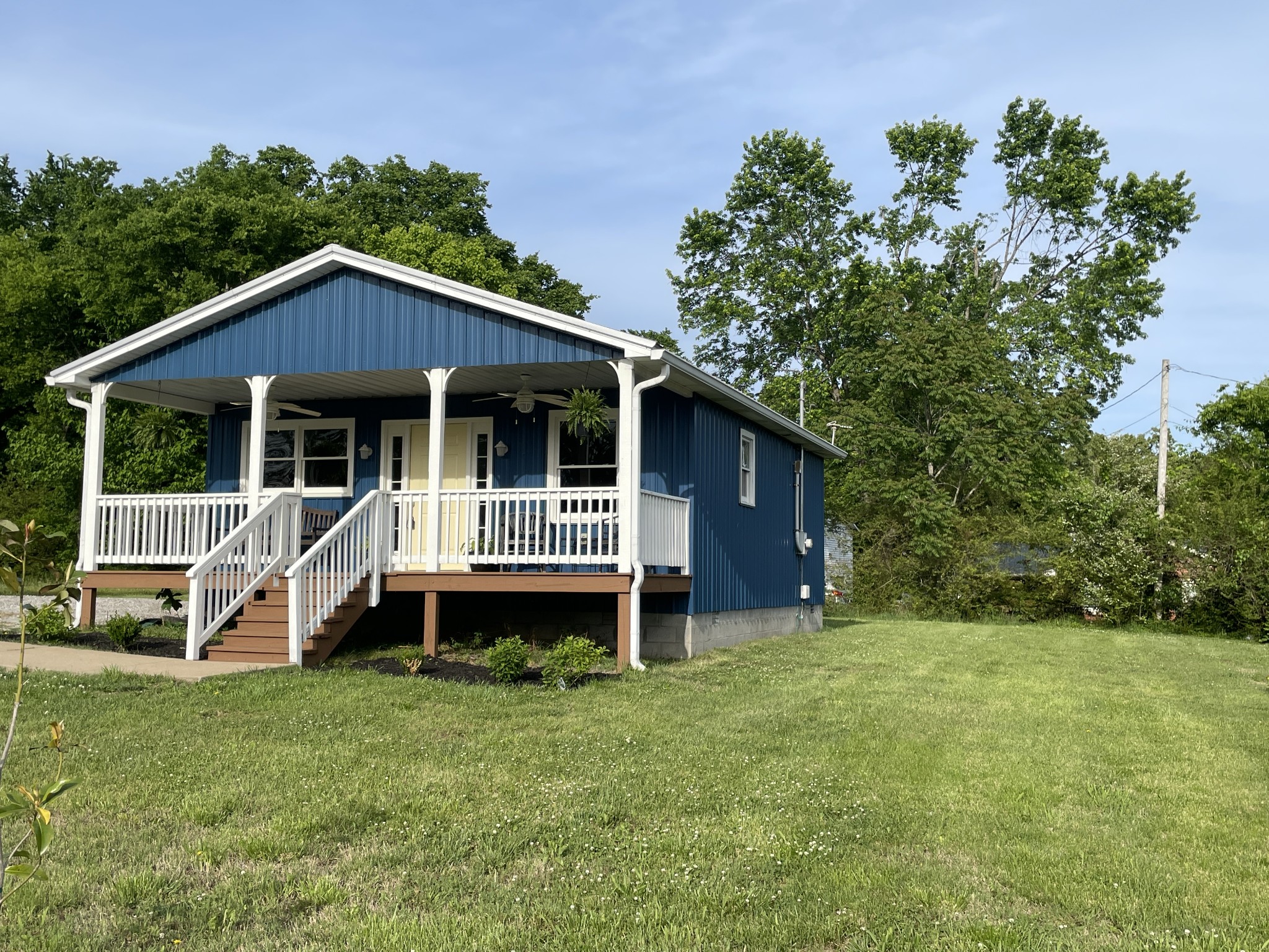 105 General Avenue Centerville, TN 37033 - Photo 2 of 16