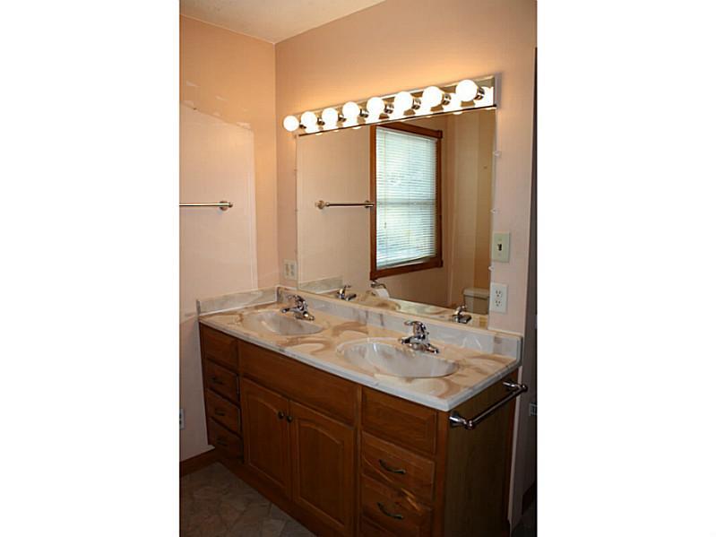 3889 North Raceway Road Indianapolis, IN 46234 - Photo 14 of 24 Gallery Image 14