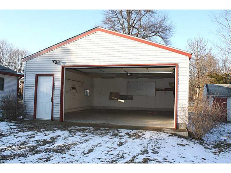 3889 North Raceway Road Indianapolis, IN 46234 - Photo 22 of 24 Gallery Image 22