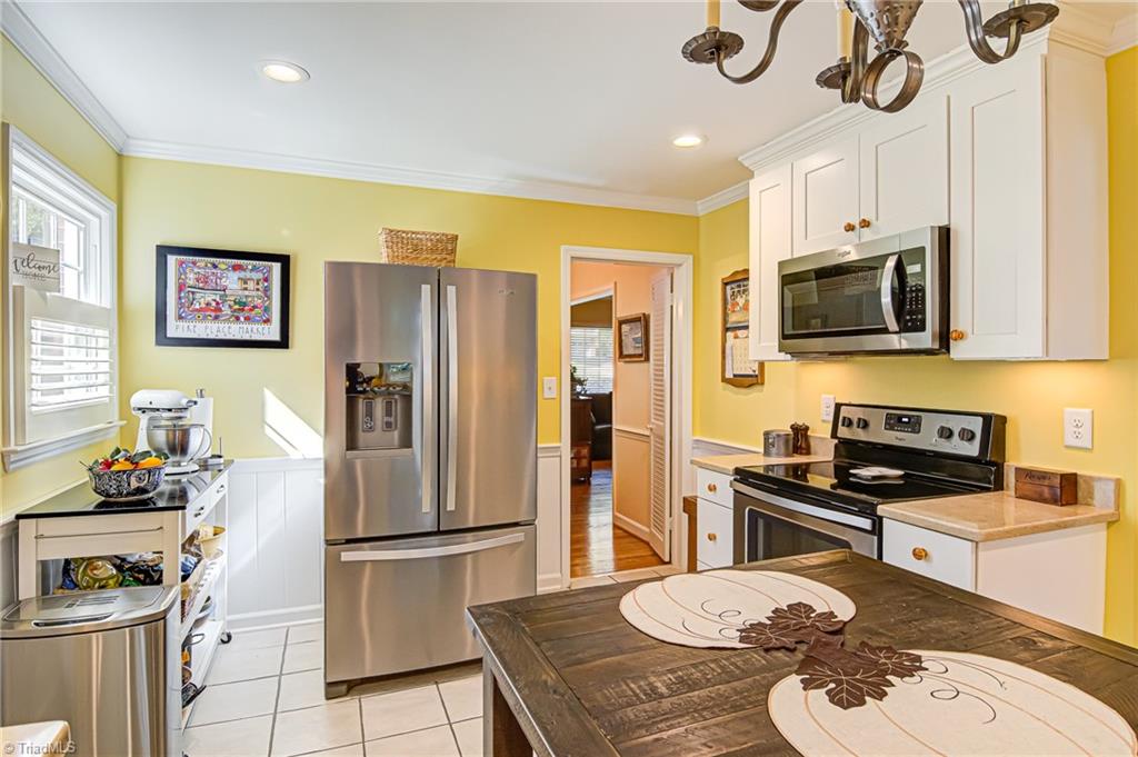 2999 Ormond Drive Winston-Salem, NC 27106 - Photo 12 of 38