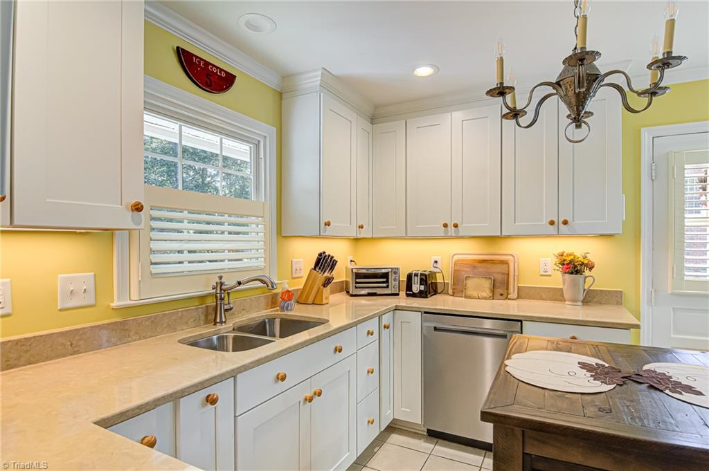 2999 Ormond Drive Winston-Salem, NC 27106 - Photo 13 of 38