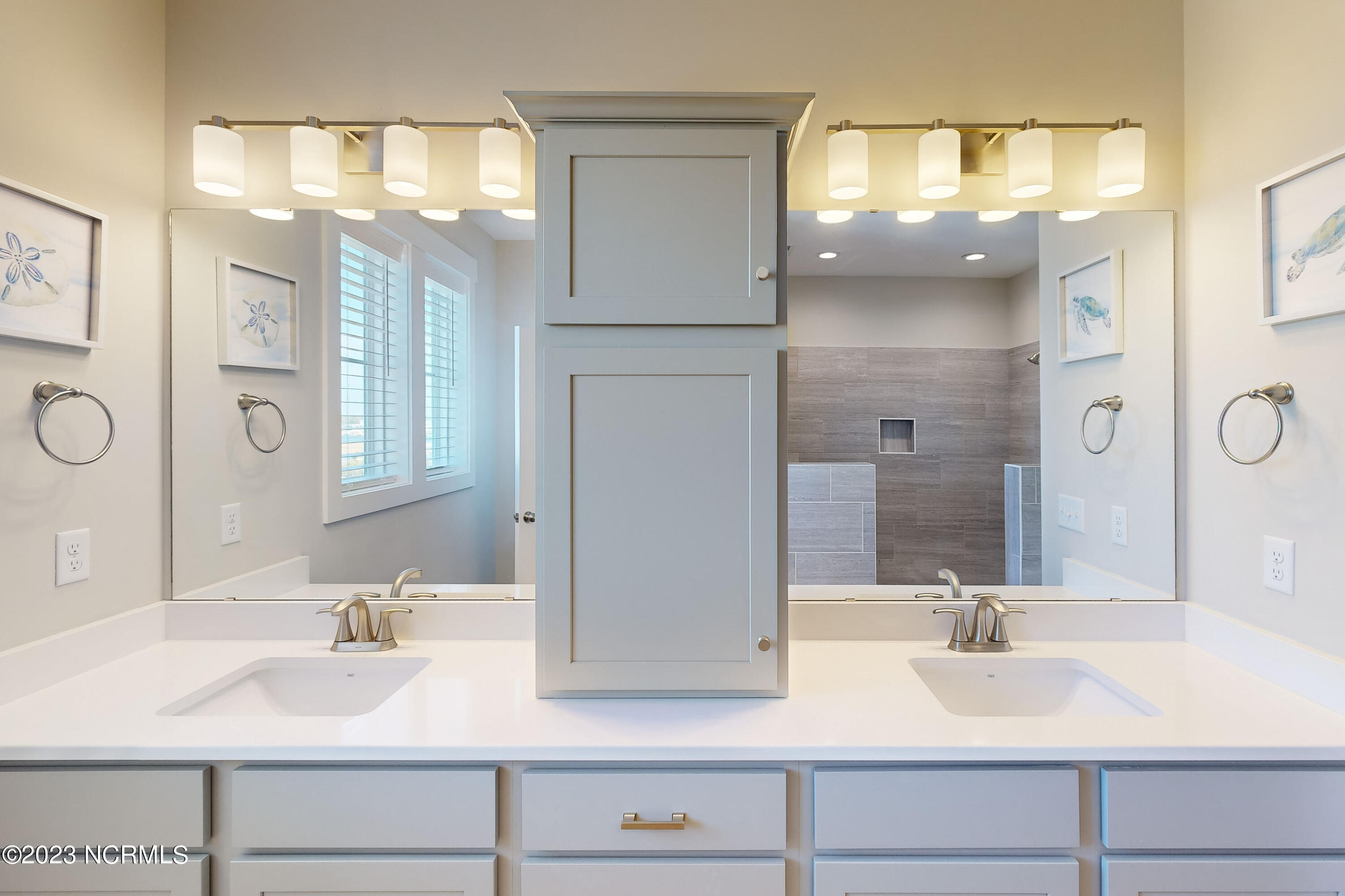 1231 New River Inlet Road North Topsail Beach, NC 28460 - Photo 67 of 100 Master Bath