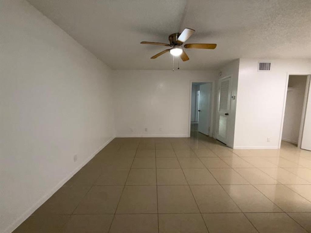 889 Riverside Drive, Unit 217 Fort Lauderdale, FL 33312 - Photo 6 of 9