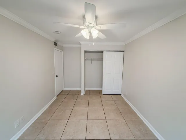 $2,625 | 1827 North Congress Avenue, West Palm Beach, FL 33401