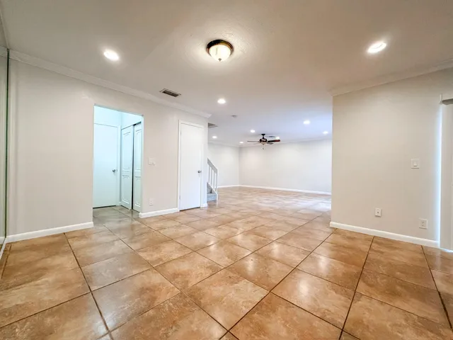 $2,625 | 1827 North Congress Avenue, West Palm Beach, FL 33401