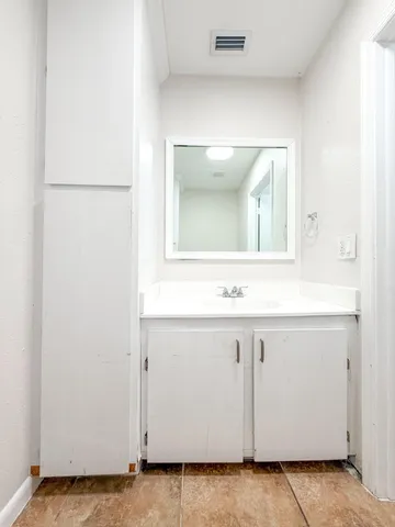 $2,625 | 1827 North Congress Avenue, West Palm Beach, FL 33401