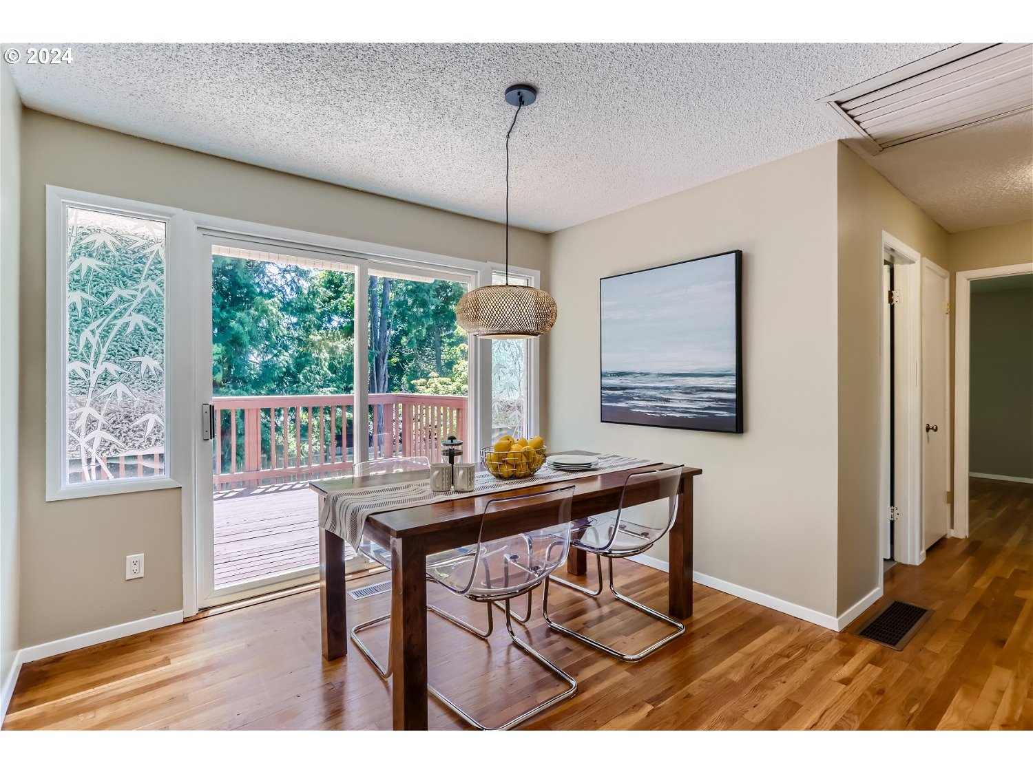 6324 Southwest Radcliff Street Portland, OR 97219 - Photo 6 of 21 Gallery Image 6