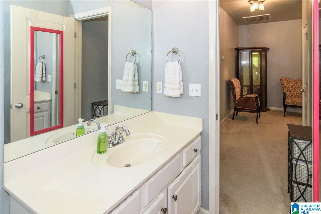 1049 Inverness Cove Way Birmingham, AL 35242 - Photo 37 of 45