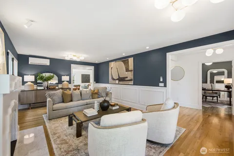 $2,099,000 | 7511 41st Avenue Northeast, Seattle, WA 98115