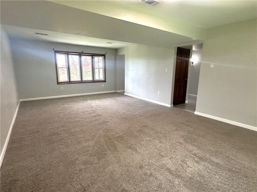 831 Ridge Avenue Jeannette, PA 15644 - Photo 5 of 26 Gallery Image 5