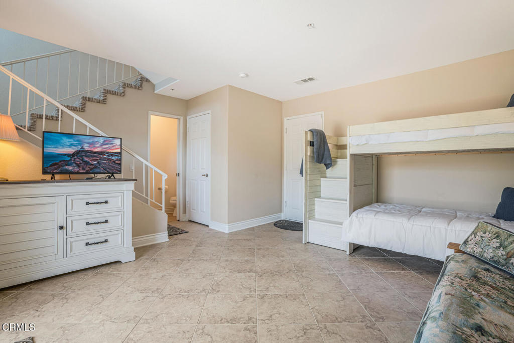 1130 Mandalay Beach Road Oxnard, CA 93035 - Photo 27 of 36