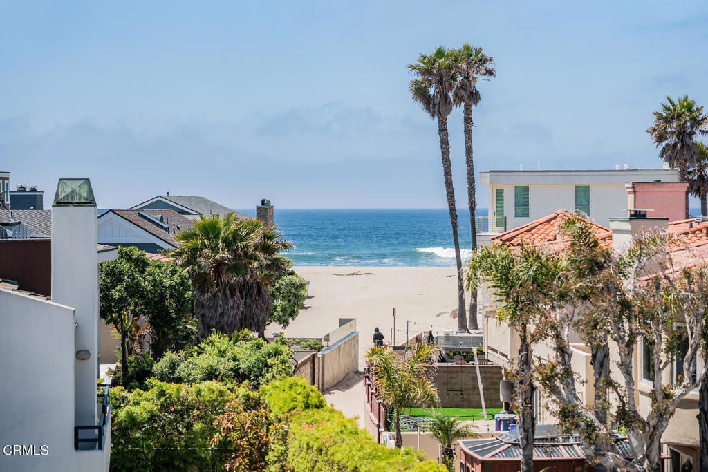 1130 Mandalay Beach Road Oxnard, CA 93035 - Photo 4 of 36