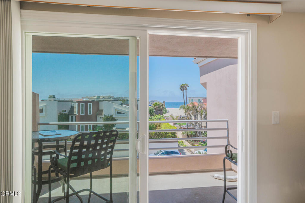 1130 Mandalay Beach Road Oxnard, CA 93035 - Photo 8 of 36