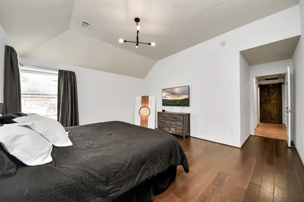 $3,000 | 7719 Malac Road, Spring, TX 77389