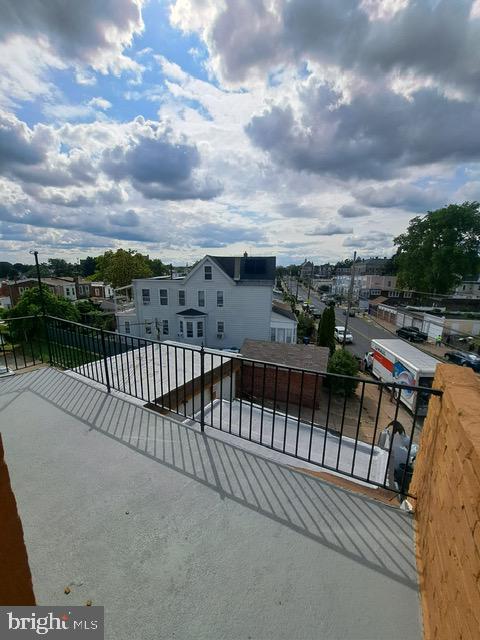 5244 Rising Sun Avenue Philadelphia, PA 19120 - Photo 27 of 34 3rd floor balcony