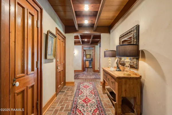 $889,000 | 702 Rue Dauphine, Eunice, LA 70535