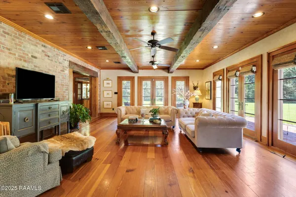 $889,000 | 702 Rue Dauphine, Eunice, LA 70535