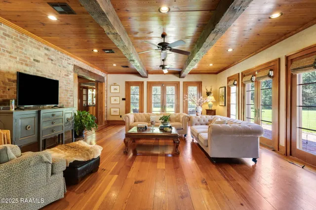 $950,000 | 702 Rue Dauphine, Eunice, LA 70535