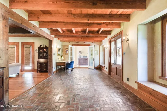 $950,000 | 702 Rue Dauphine, Eunice, LA 70535