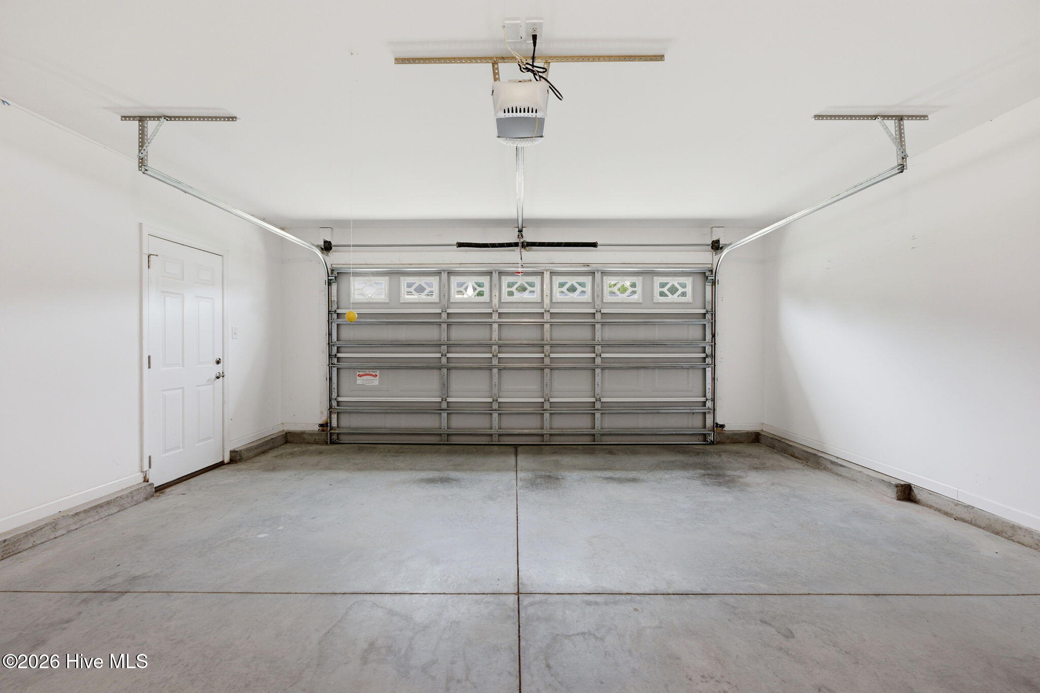 306 Station House Road New Bern, NC 28562 - Photo 28 of 46 garage