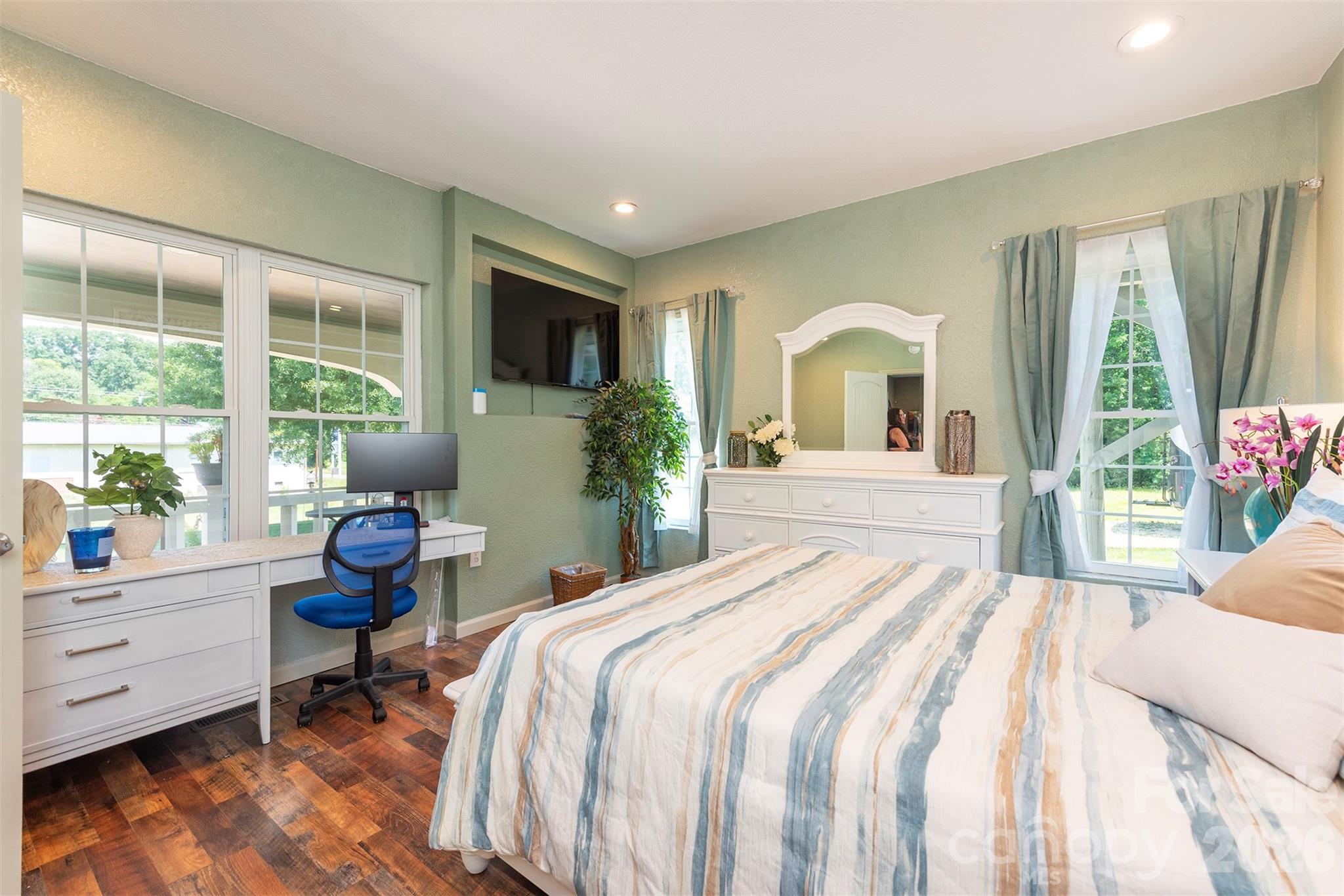 65 Walnut Street Marion, NC 28752 - Photo 15 of 42