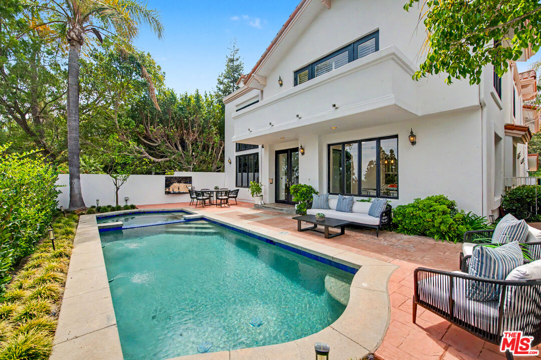 12639 Promontory Road Los Angeles, CA 90049 - Photo 20 of 50 Gallery Image 20