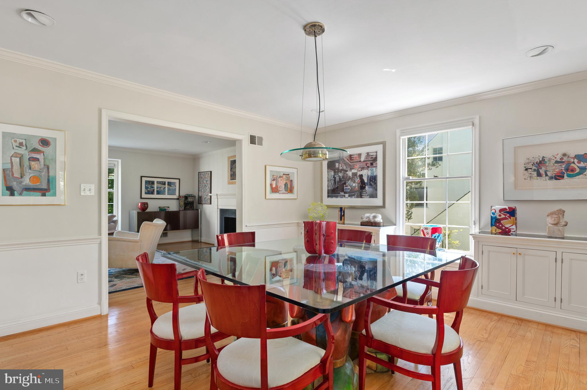 5344 Falmouth Road Bethesda, MD 20816 - Photo 5 of 25