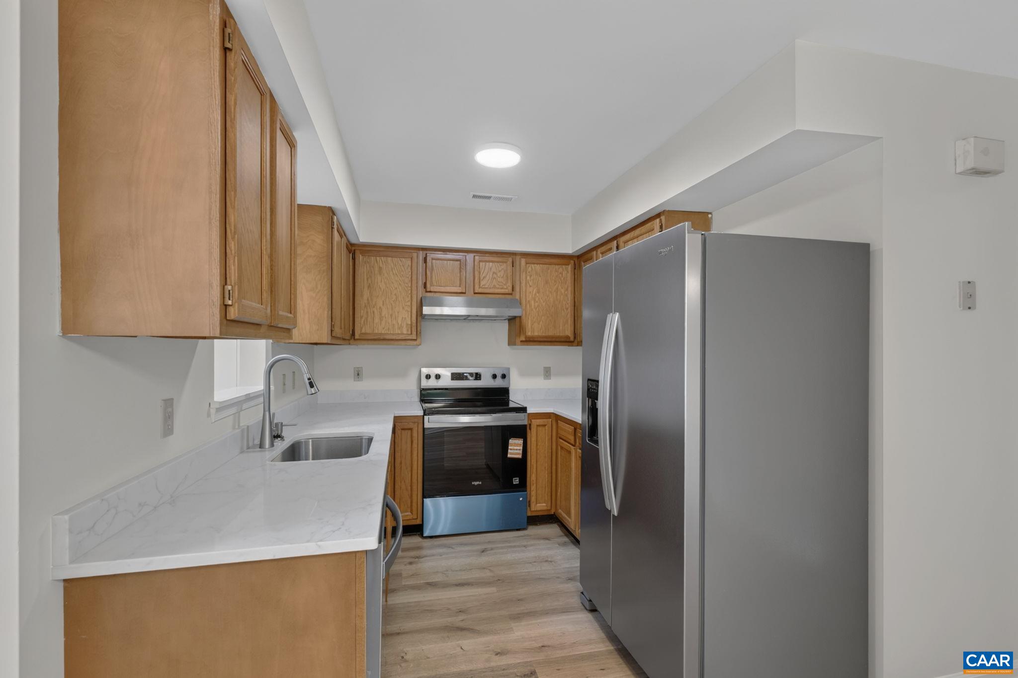435 Riverside Avenue Charlottesville, VA 22902 - Photo 10 of 31