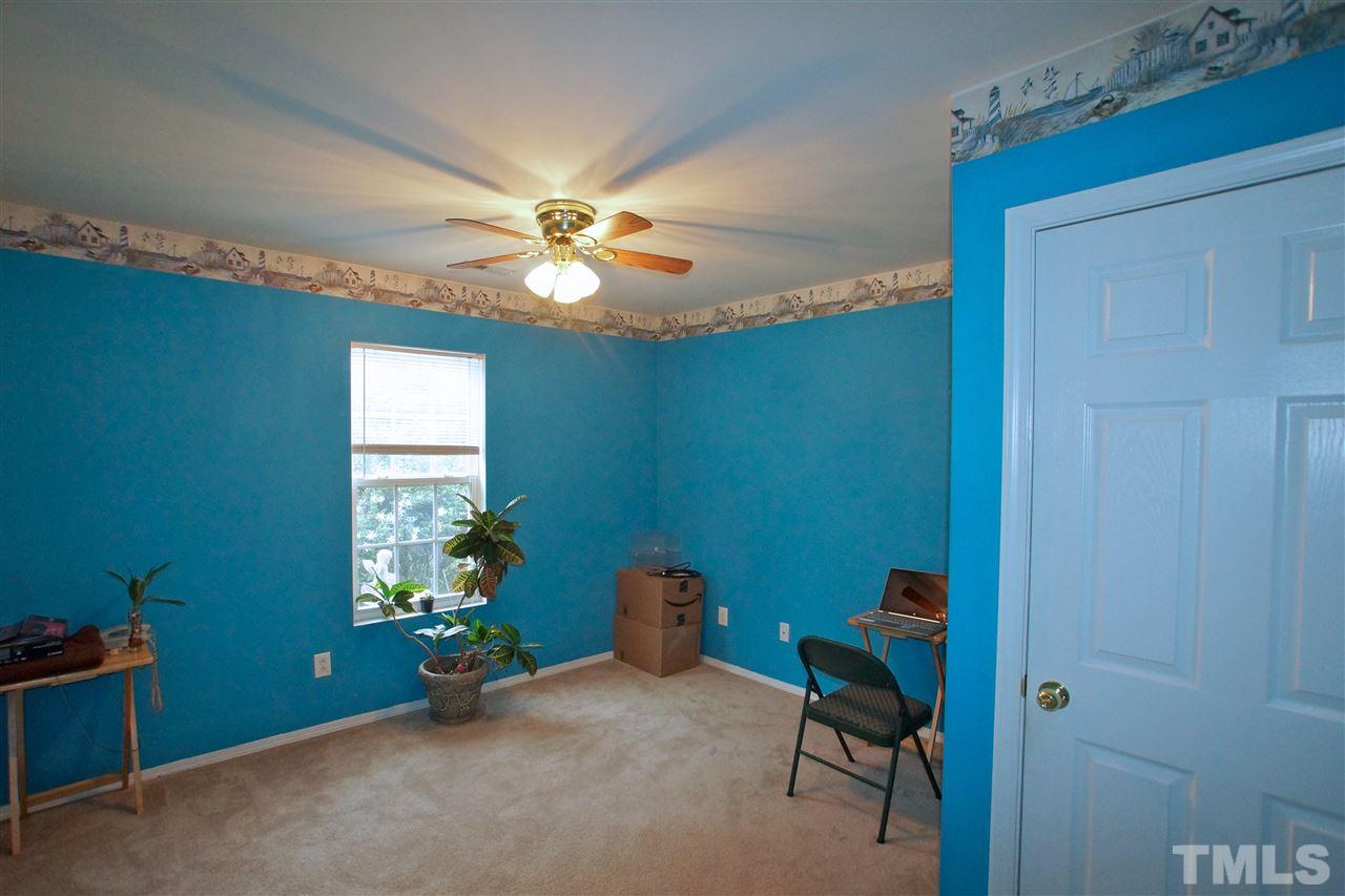 1009 Antside Court Raleigh, NC 27610 - Photo 20 of 25 Gallery Image 20
