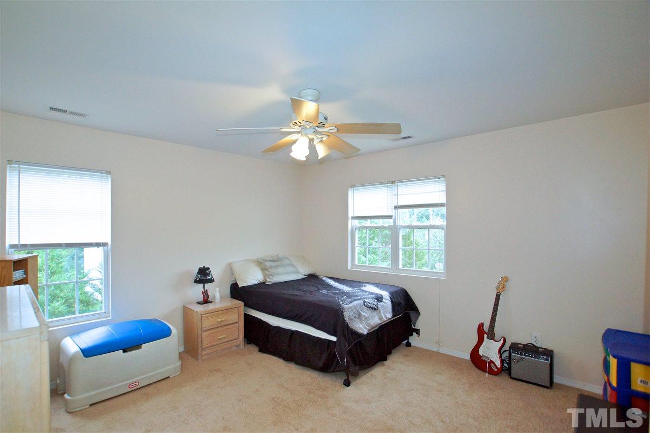 1009 Antside Court Raleigh, NC 27610 - Photo 21 of 25 Gallery Image 21