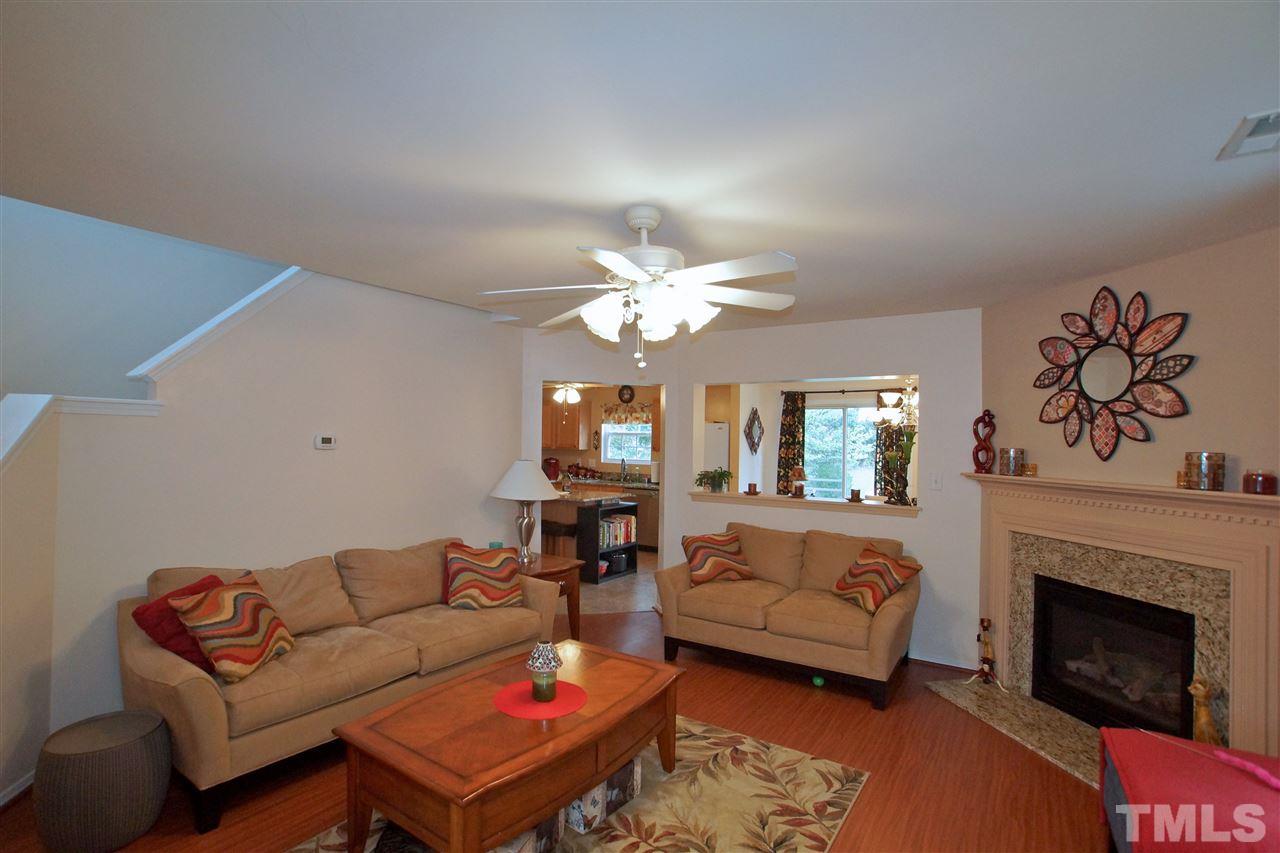 1009 Antside Court Raleigh, NC 27610 - Photo 7 of 25 Gallery Image 7