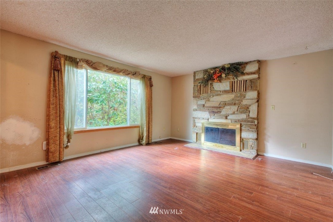 17100 Southeast 136th Street Renton, WA 98059 - Photo 6 of 36 Gallery Image 6