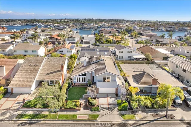 $2,050,000 | 3834 Mistral Drive, Huntington Beach, CA 92649